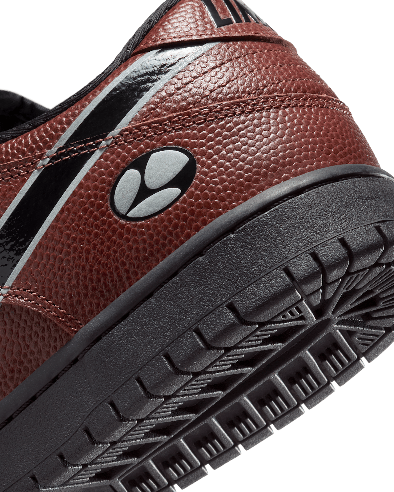 NIKE公式】ナイキ SB ダンク LOW プロ x Limosine Skateboards 'Brown